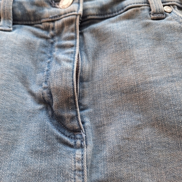 Talbots Petite Sz6 Denim Jeans Skirt Hem Detail. 5 Pocket Adorable - Picture 5 of 8